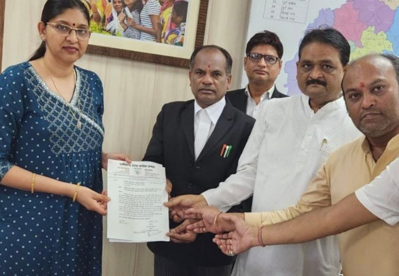 CG:किसकी अनुमति से गृहमंत्री ने किया प्रदर्शन व घेराव,आचार संहिता तक बर्खास्त किया जाय….