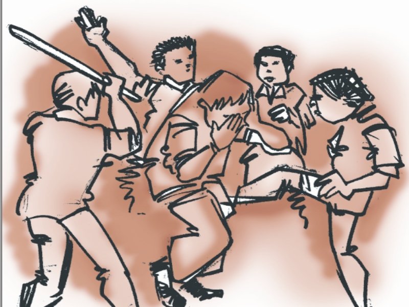 दारू नहीं पिलाने पर बेहोश होते तक मारा,नगदी औऱ मोबाइल गायब मिले